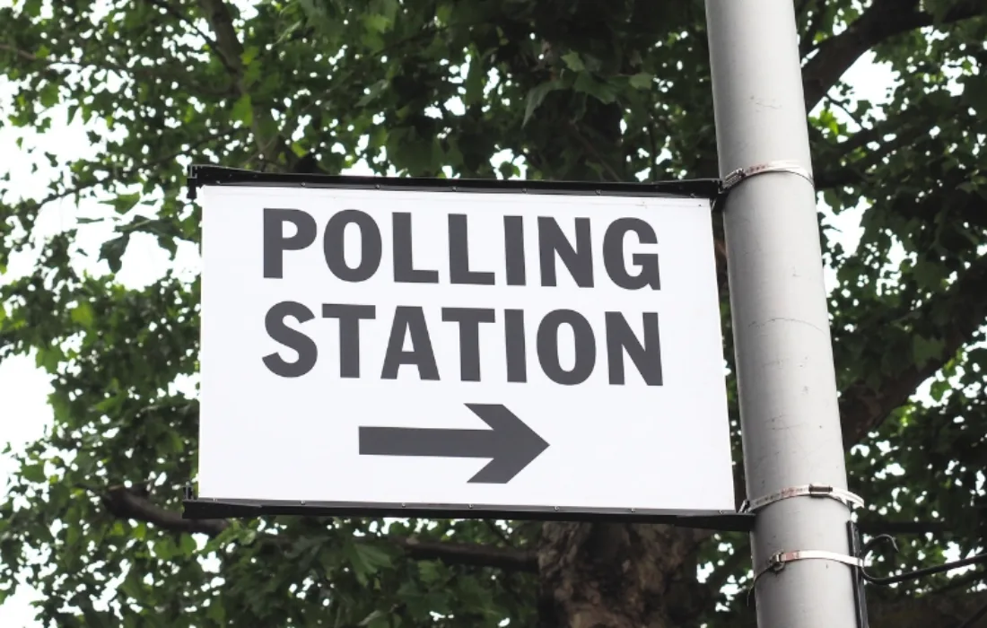 Sign that reads Polling Station
